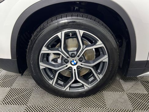 Used 2022 BMW X1 xDrive28i w/ Convenience Package AWD/4WD image 14