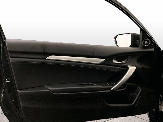 Used 2020 Honda Civic Touring image 22