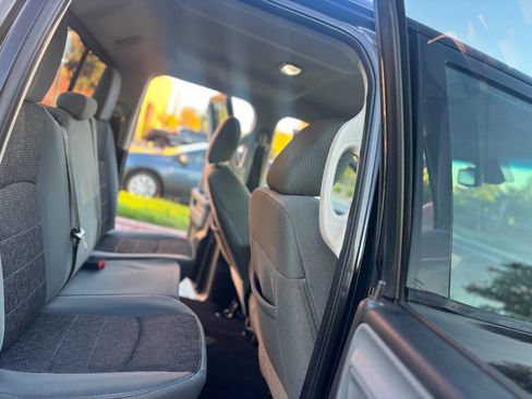 Used 2013 RAM 1500 Big Horn image 10