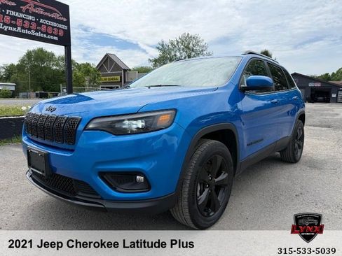 Used 2021 Jeep Cherokee Latitude Plus AWD/4WD image 1
