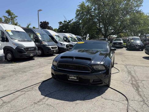 Used 2014 Ford Mustang Premium RWD image 28