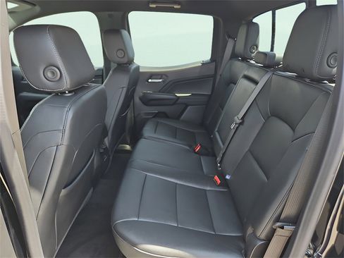 New 2026 Chevrolet Colorado LT w/ LT Convenience Package image 11