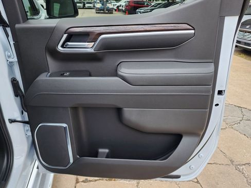 New 2026 GMC Sierra 1500 SLT w/ SLT Premium Plus Package image 40