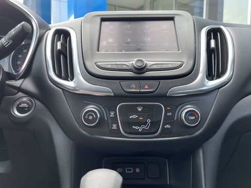 Used 2023 Chevrolet Equinox LT image 27
