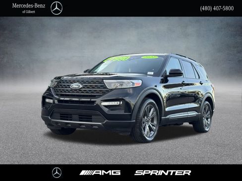 Used 2022 Ford Explorer XLT w/ Equipment Group 202A image 1