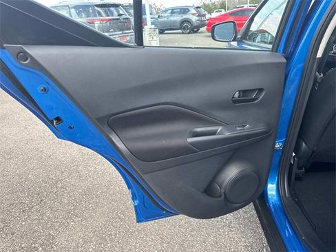 Certified 2025 Nissan Kicks Play S image 15