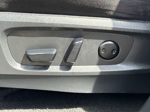 Certified 2024 Nissan Pathfinder SV FWD image 20
