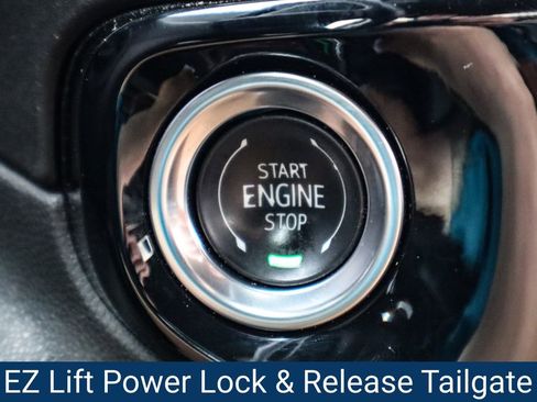 Certified 2025 Chevrolet Silverado 1500 LT image 24