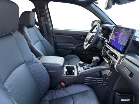 New 2026 Toyota Tacoma TRD Off-Road w/ TRD Off Road Premium Package AWD/4WD image 18