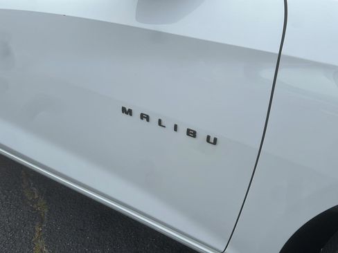 Used 2022 Chevrolet Malibu RS image 13