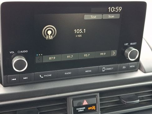 Certified 2023 Honda Pilot Sport image 17