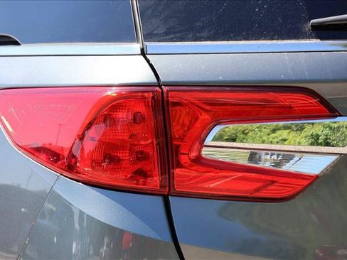 Used 2018 Honda Odyssey EX-L image 11