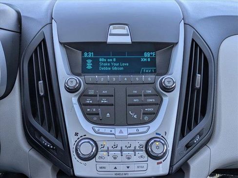 Used 2011 Chevrolet Equinox LS AWD/4WD image 13