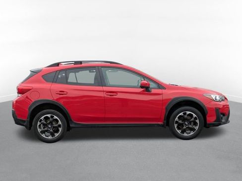 Used 2021 Subaru Crosstrek 2.0i Premium w/ Moonroof Package image 2