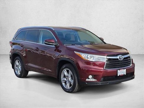 Used 2015 Toyota Highlander Limited FWD image 3
