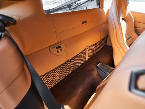 Used 2022 Ferrari F8 Tributo image 41