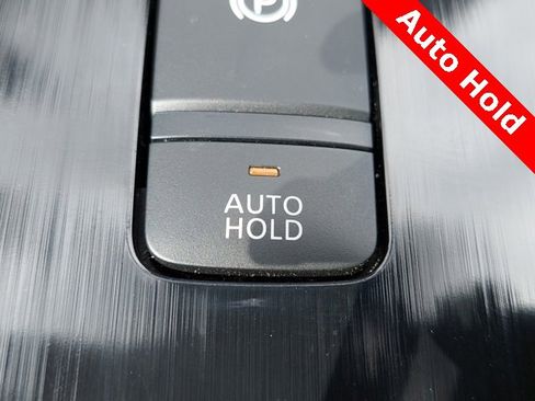 Used 2023 Nissan Rogue SV image 13