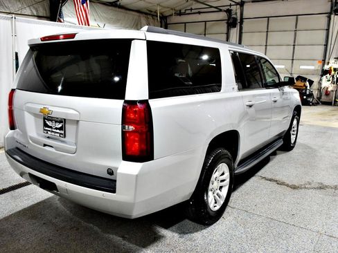 Used 2016 Chevrolet Suburban LT AWD/4WD image 27
