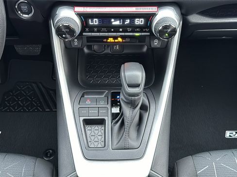 New 2025 Toyota RAV4 XLE image 31