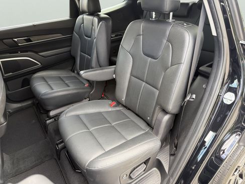 Used 2022 Kia Telluride EX w/ EX Premium Package AWD/4WD image 24