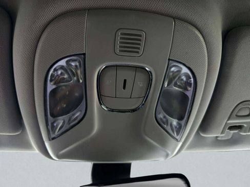 Used 2019 Jeep Compass Limited AWD/4WD image 40