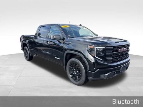 Used 2024 GMC Sierra 1500 Elevation image 2
