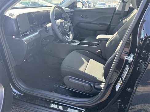 New 2026 Hyundai Kona SE image 8