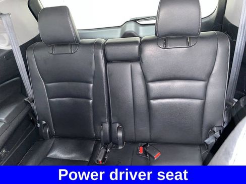 Used 2017 Honda Pilot Touring image 13