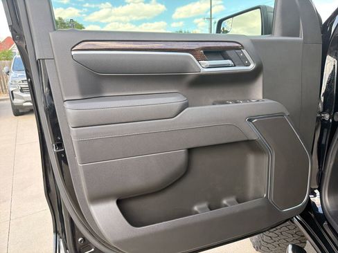 New 2026 GMC Sierra 1500 Elevation AWD/4WD image 14