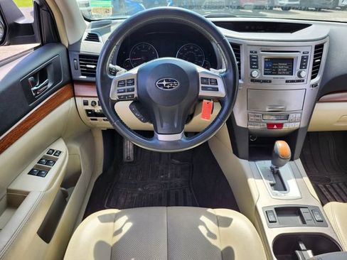 Used 2014 Subaru Outback 2.5i Limited AWD/4WD image 21