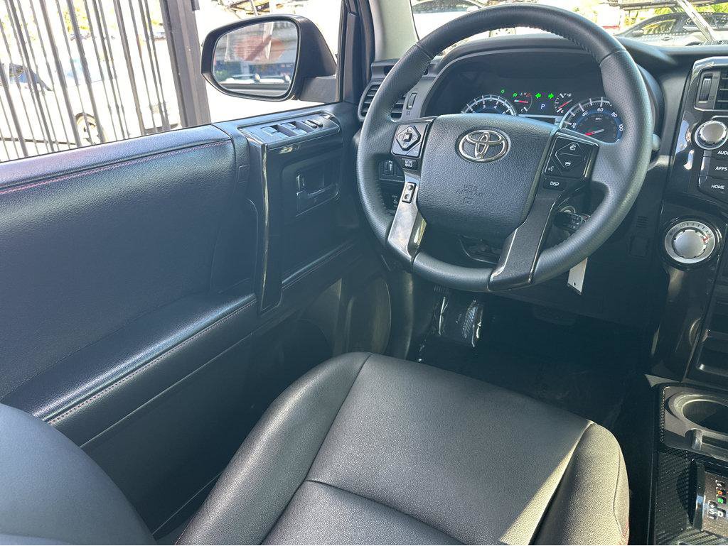 Used 2018 Toyota 4Runner TRD Off-Road Premium AWD/4WD image 19