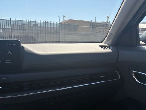 Used 2025 Kia K4 FWD image 34