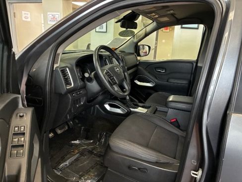 Used 2022 Nissan Frontier SV RWD image 15