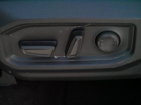 Certified 2026 Toyota Tundra SR5 w/ SR5 Convenience Package image 20