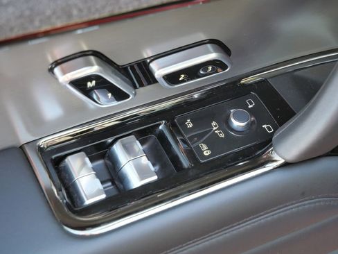 Used 2024 Land Rover Range Rover Sport Dynamic SE image 30