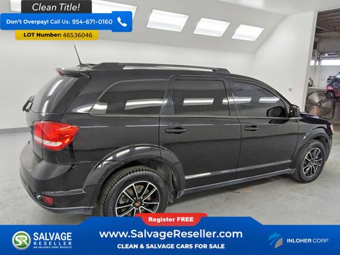 Used 2018 Dodge Journey SXT w/ Connectivity Group FWD image 4