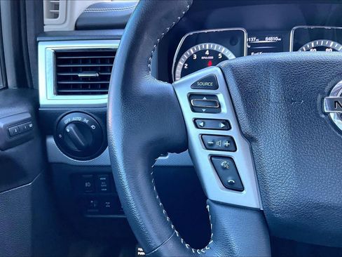 Used 2017 Nissan Titan PRO-4X w/ Pro-4x Convenience Package image 23