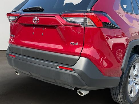 Used 2025 Toyota RAV4 XLE FWD image 10
