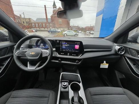 New 2026 Chevrolet Equinox LT image 37