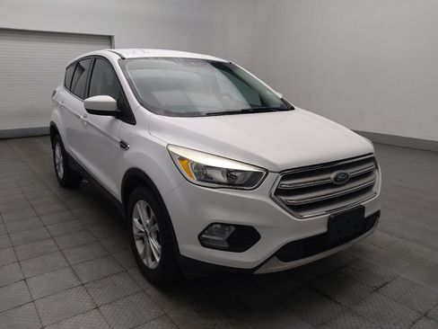 Used 2019 Ford Escape SE FWD image 13