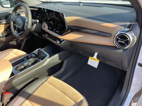 New 2026 Chevrolet Equinox ACTIV w/ Convenience Package III image 15