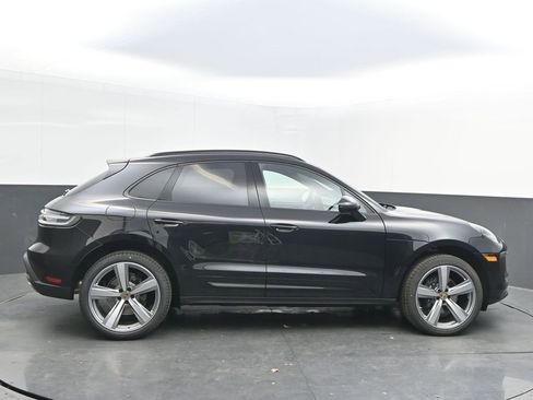 New 2026 Porsche Macan image 8