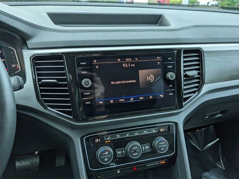 Certified 2023 Volkswagen Atlas SE image 26