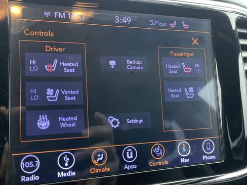 Used 2019 Jeep Grand Cherokee Limited w/ Luxury Group II image 25