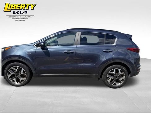 Used 2022 Kia Sportage EX AWD/4WD image 4