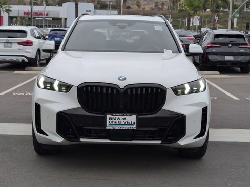 Used 2026 BMW X5 xDrive40i w/ Executive Package AWD/4WD image 4