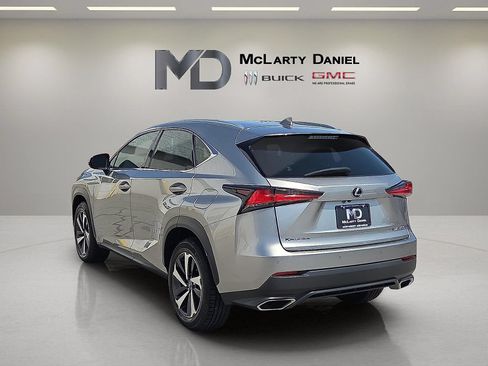 Used 2019 Lexus NX 300 FWD image 13