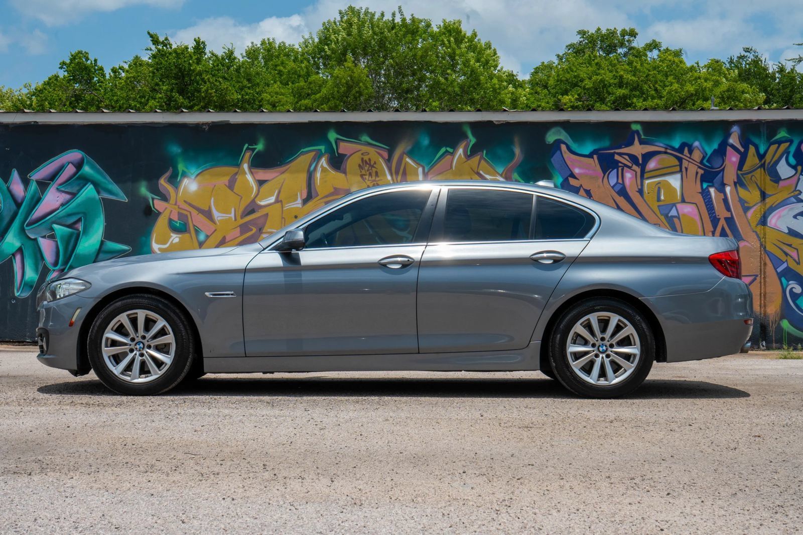 Used 2016 BMW 528i Sedan RWD image 9