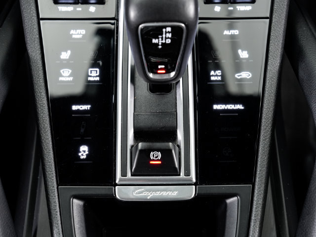 Certified 2019 Porsche Cayenne AWD/4WD image 20