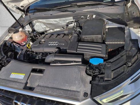 Used 2018 Audi Q3 2.0T Premium w/ Convenience Package image 24